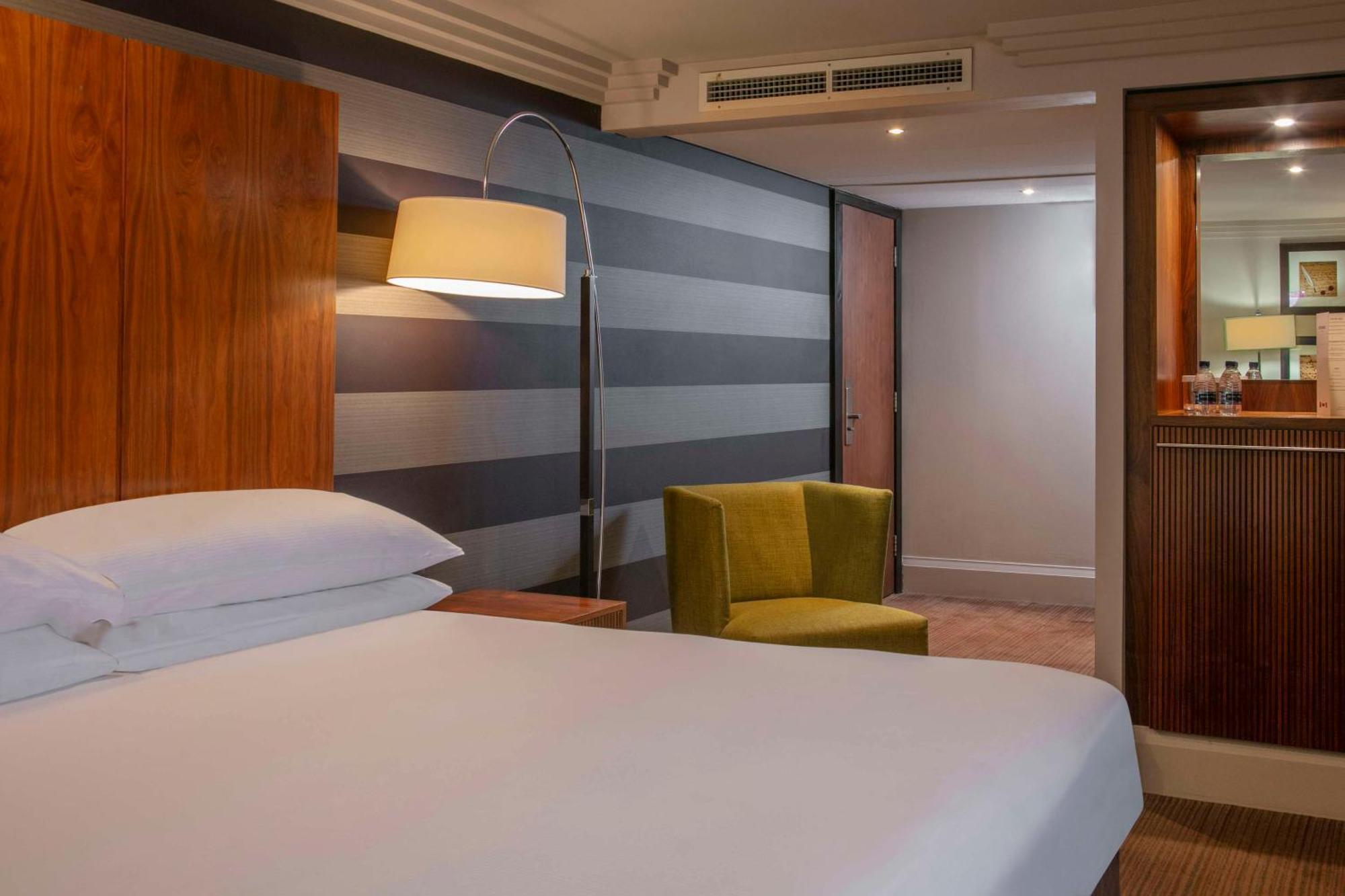Doubletree By Hilton Stratford-Upon-Avon, United Kingdom Hotell Exteriör bild