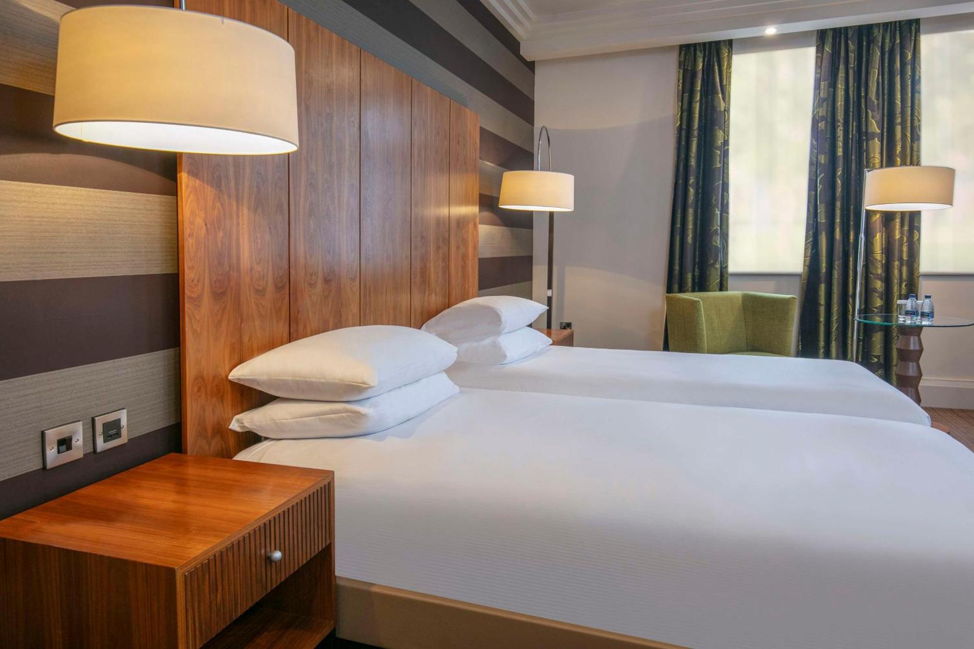 Doubletree By Hilton Stratford-Upon-Avon, United Kingdom Hotell Exteriör bild